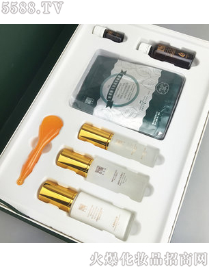 ����Ӌ(j��)��ˮ��(r��n)���b��13���ף�