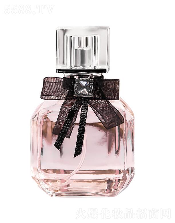 ���đ��˷��D(zhu��n)����Ůʿ��ˮ 50ml