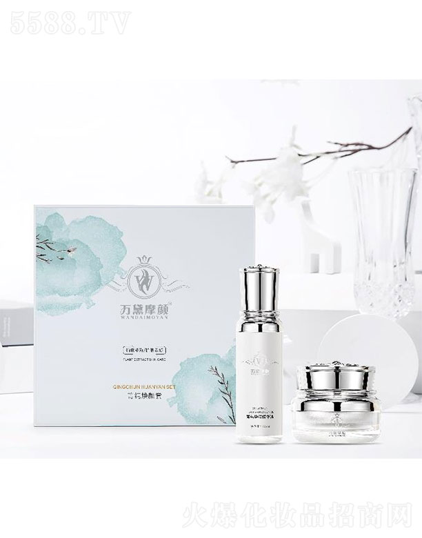 �f��Ħ��伃�����