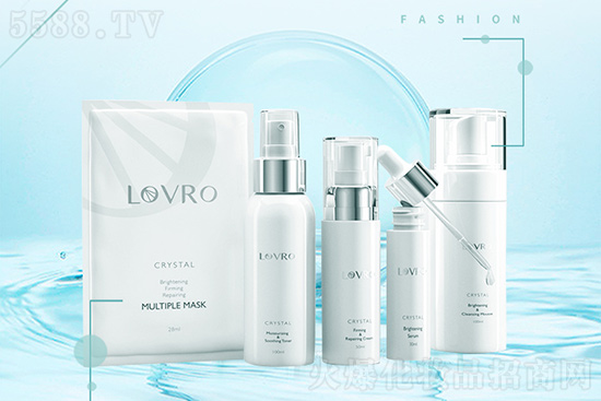 LOVRO萊芙婼護(hù)膚5件套 LOVRO萊芙婼護(hù)膚5件套