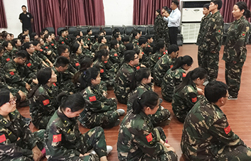 干部招聘，領(lǐng)袖現(xiàn)場(chǎng)兌現(xiàn)承諾！